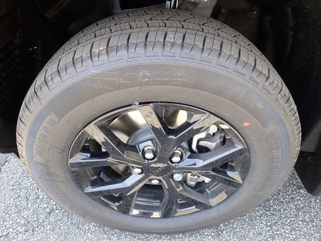 New 2026 Baltic Gray Metallic Clear-Coat Exterior Paint Jeep Laredo image 11