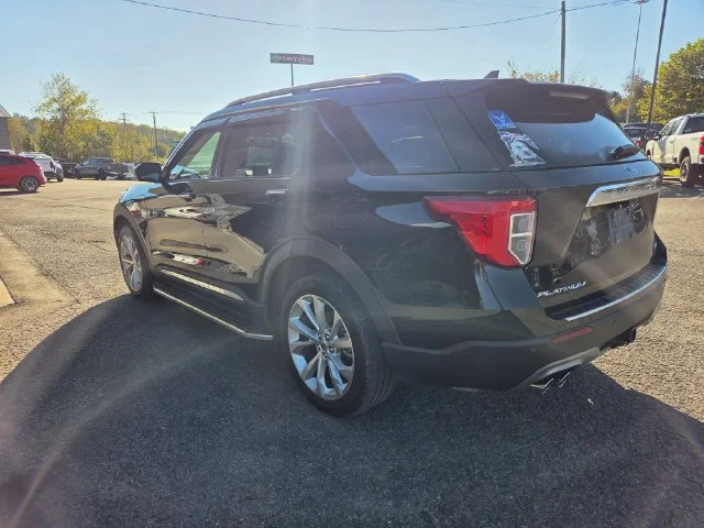 Certified Used 2024 Agate Black Metallic Ford Platinum image 9