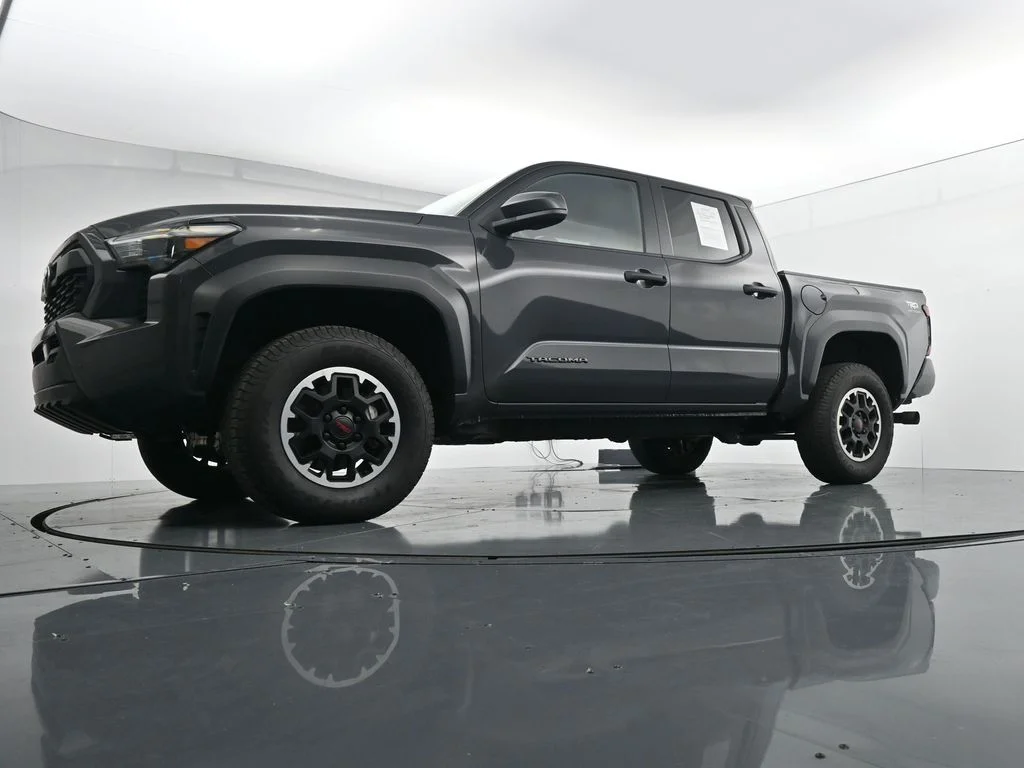 Used 2024  Toyota TRD Off-Road image 31