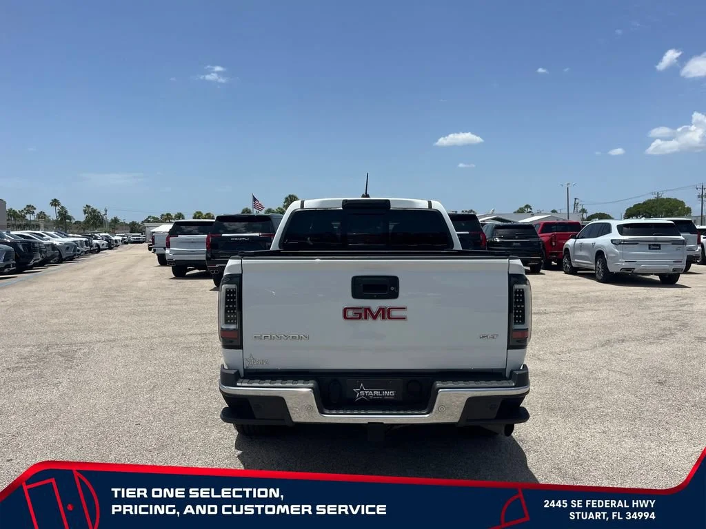 Used 2019 SUMMIT WHITE GMC 4WD SLT image 6