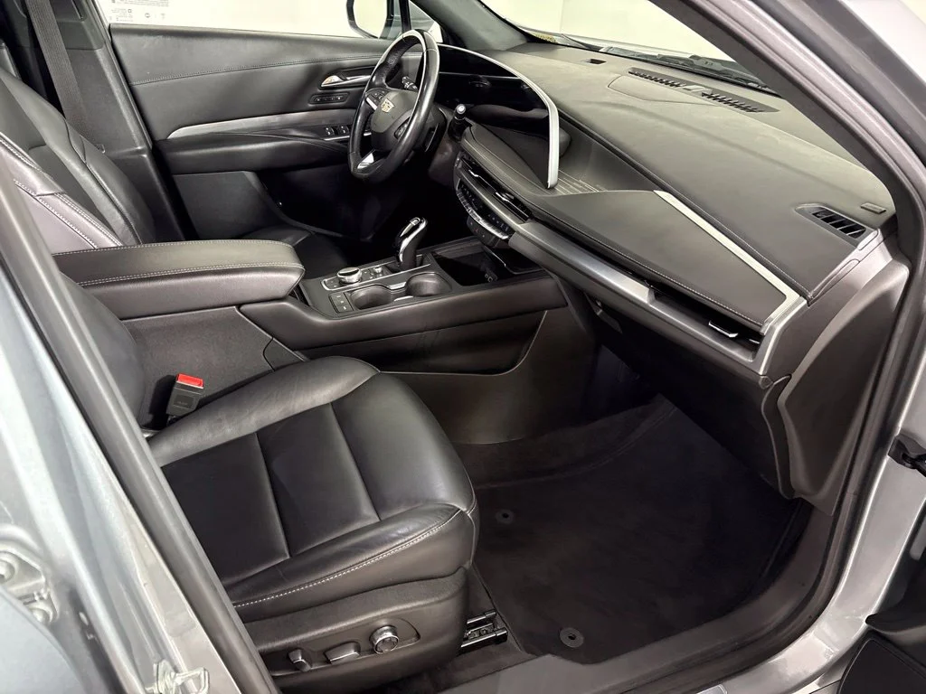 Used 2024 Silver Cadillac Premium Luxury image 21