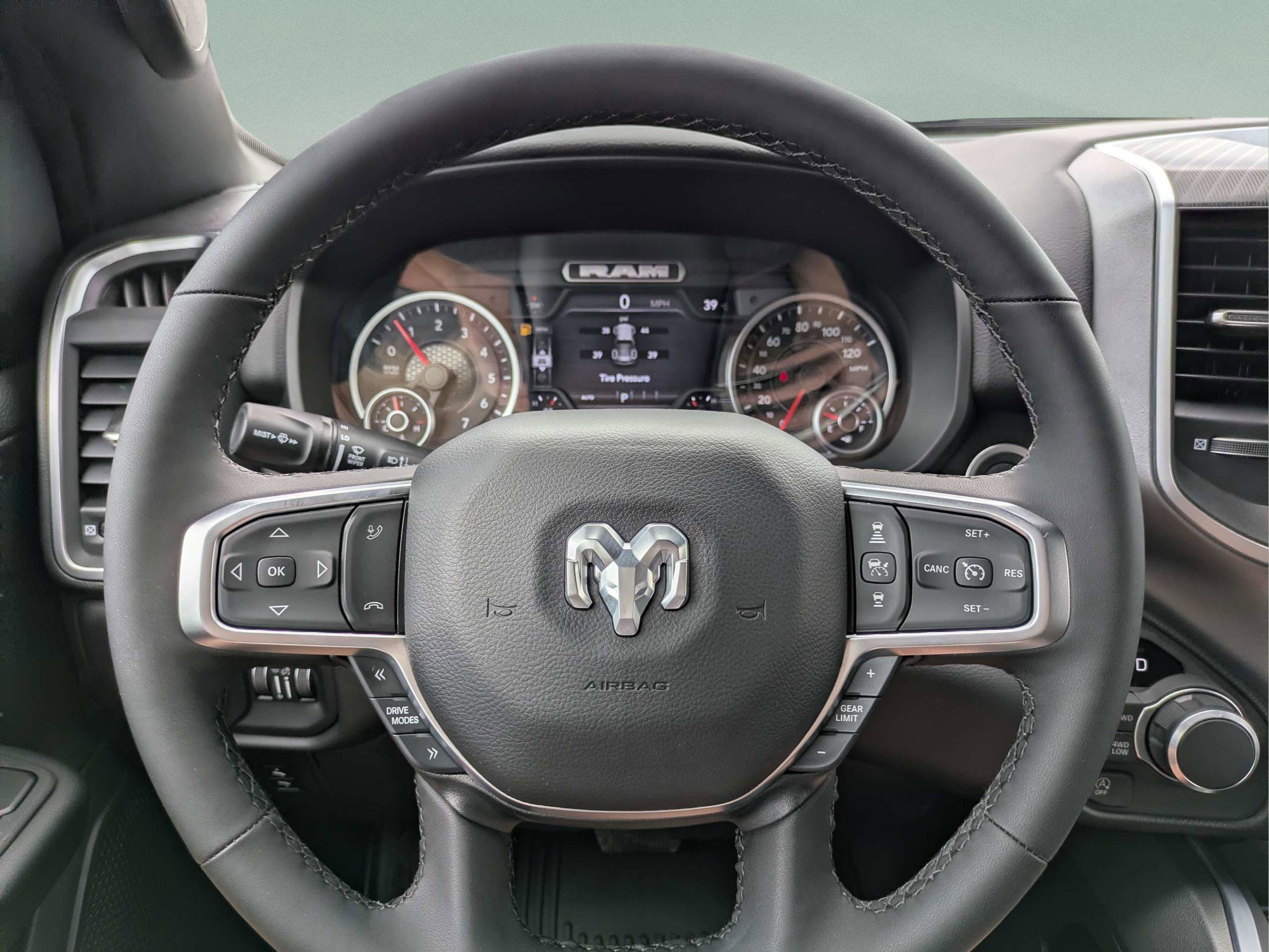 New 2026 Diamond Black Crystal Pearlcoat Ram Big Horn image 30