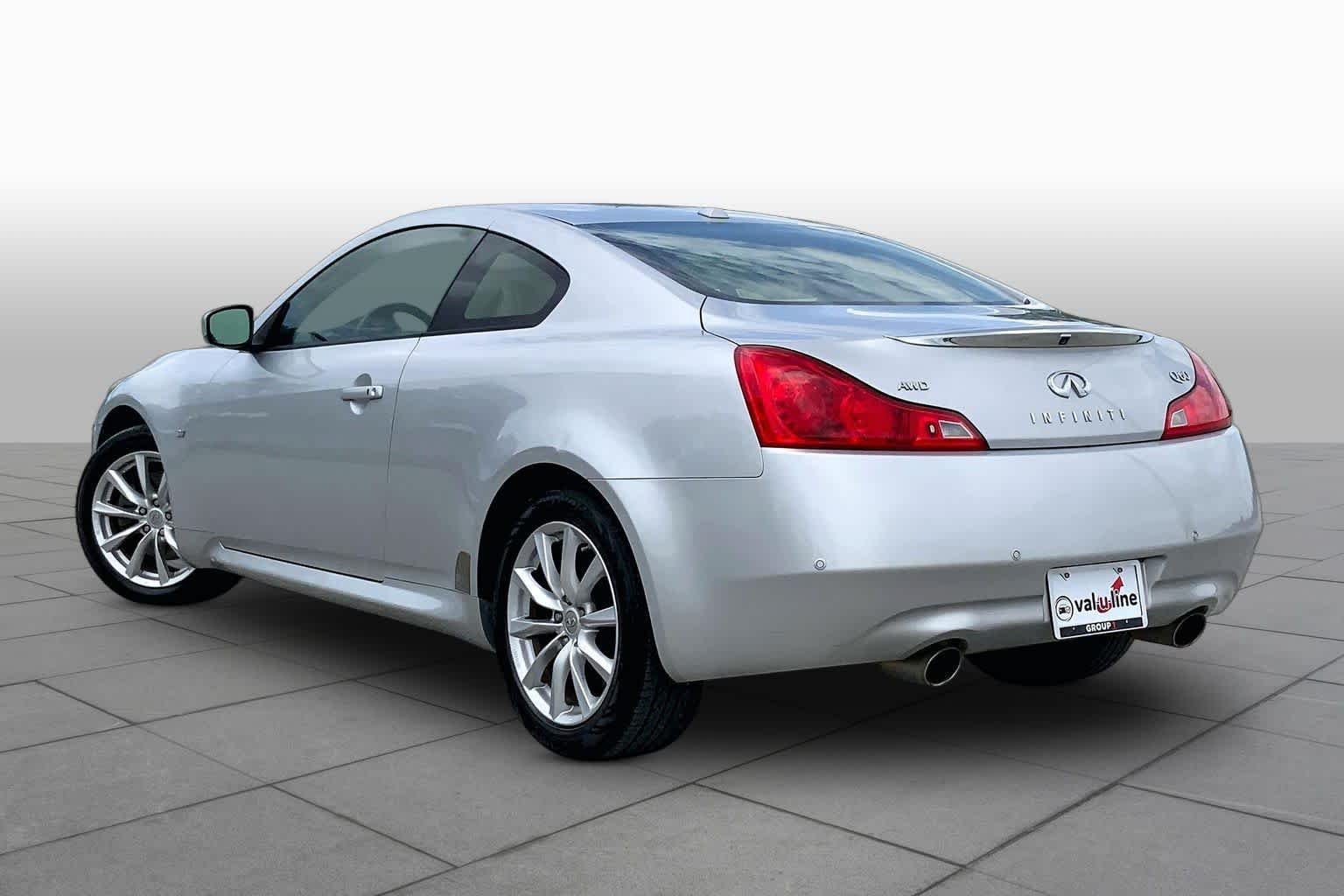Used 2014 Liquid Platinum INFINITI  image 12