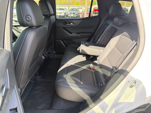 New 2026 Summit White Chevrolet LT image 28