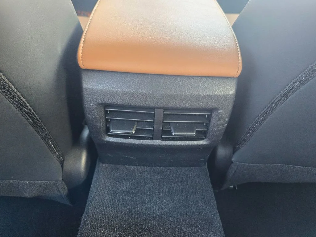 Used 2023 White Pearl Lexus 300 image 10