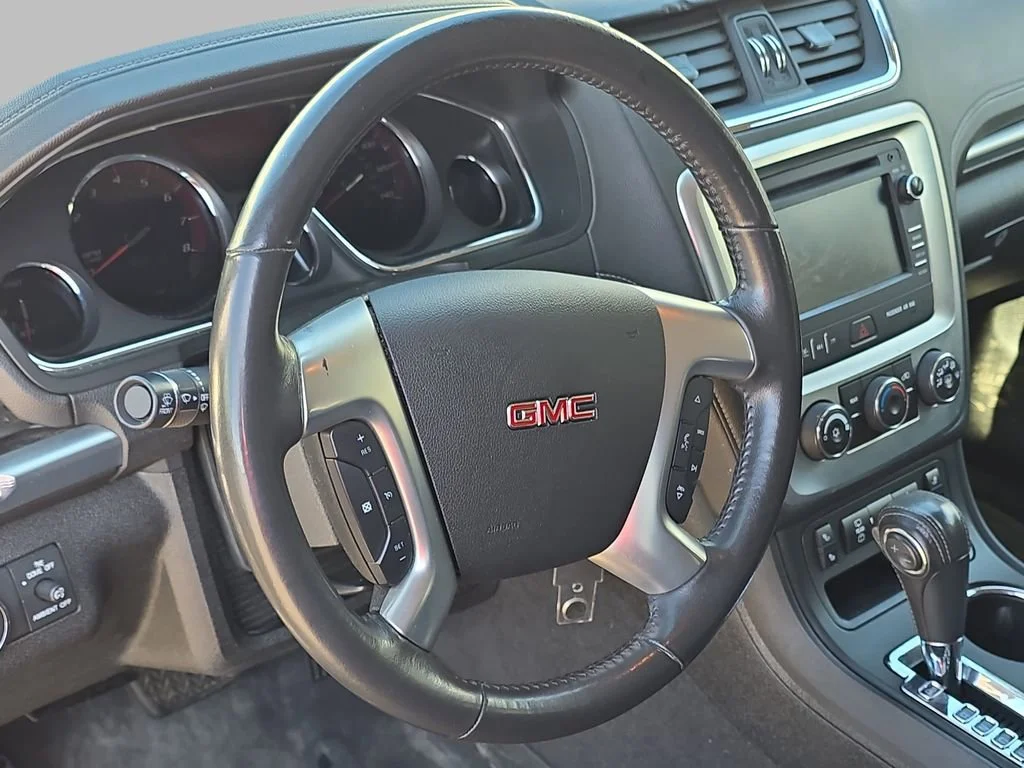 Used 2014 Cyber Gray Metallic GMC SLE image 18