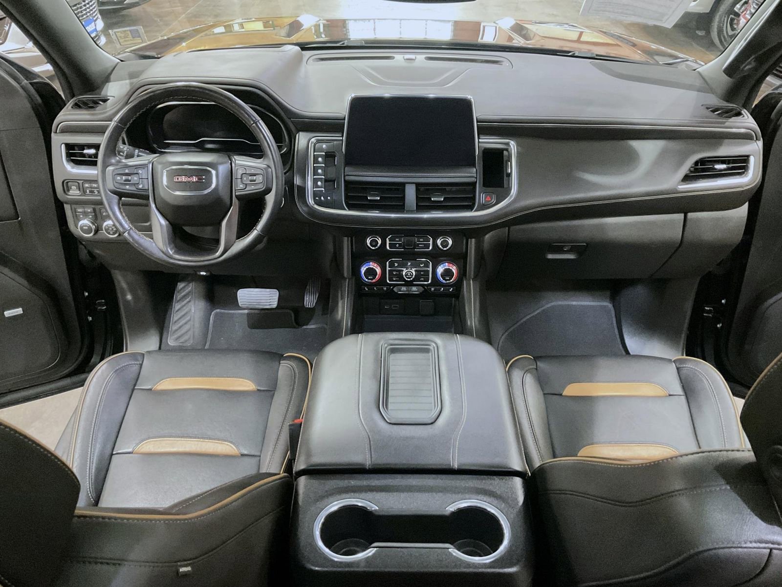 2023 GMC Yukon XL AT4 - Photo 12