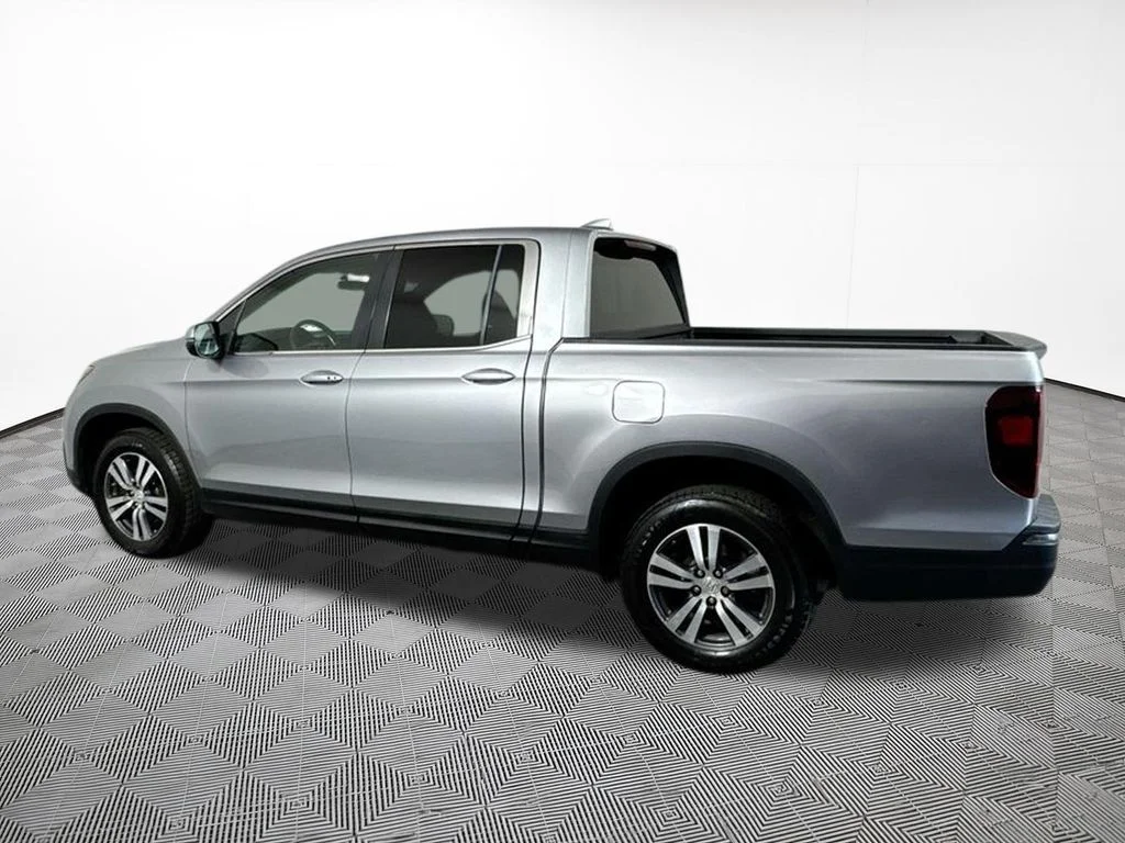 2017 Honda Ridgeline RTS - Photo 13