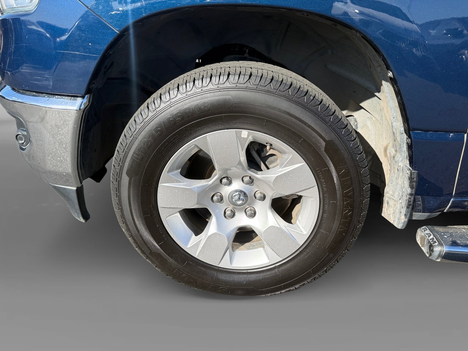 Used 2022 Patriot Blue Pearlcoat Ram Big Horn/Lone Star image 9