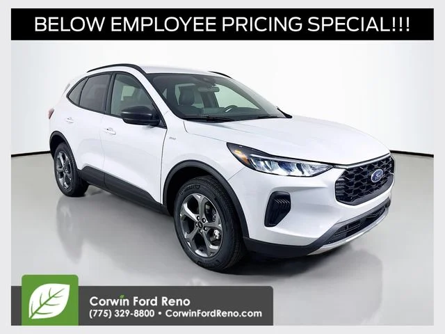 2026 Ford Escape ST-Line AWD's photo