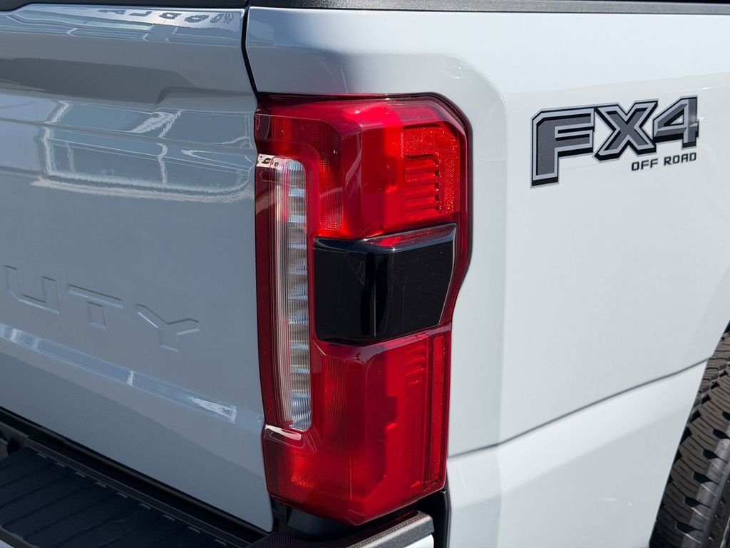 New 2026 Avalanche Ford F-250® XLT image 11