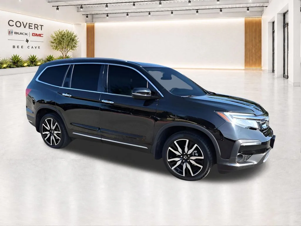 Used 2022 Black Honda Touring image 17