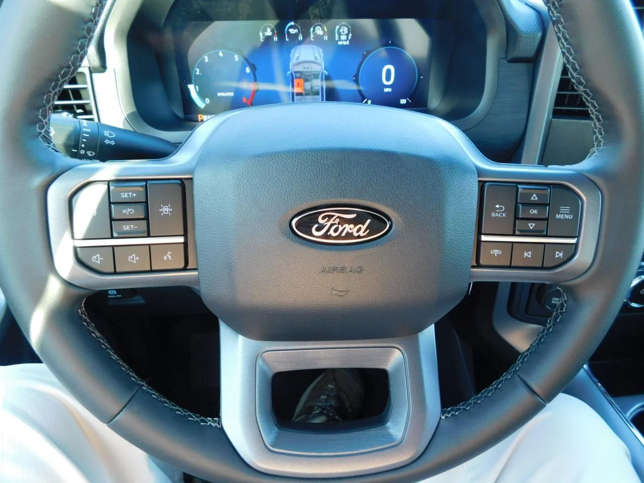 New 2026 Agate Black Metallic Ford XLT image 33