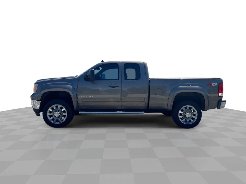 Used 2013 Gray GMC SLT image 4