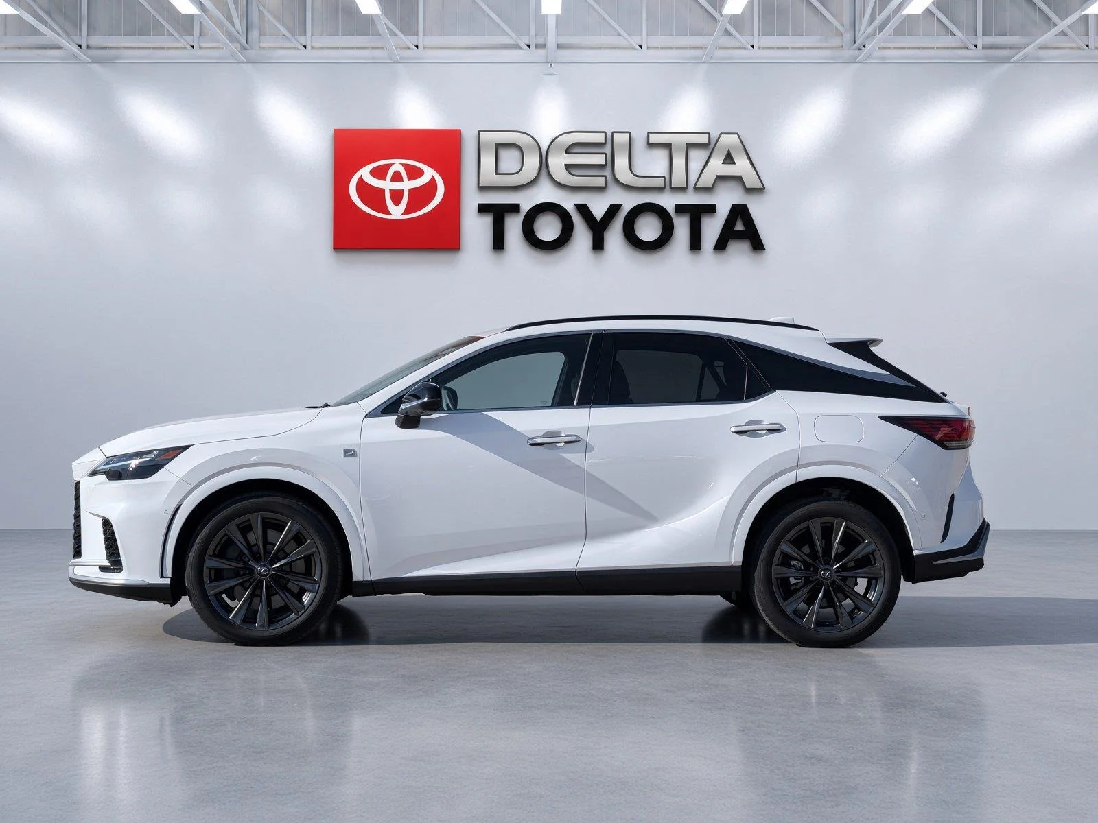 Used 2024 Ultra White Lexus RX 350 F SPORT Handling image 2