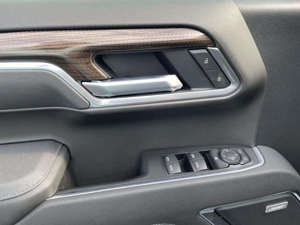 New 2026 Sterling Gray Metallic Chevrolet RST image 17