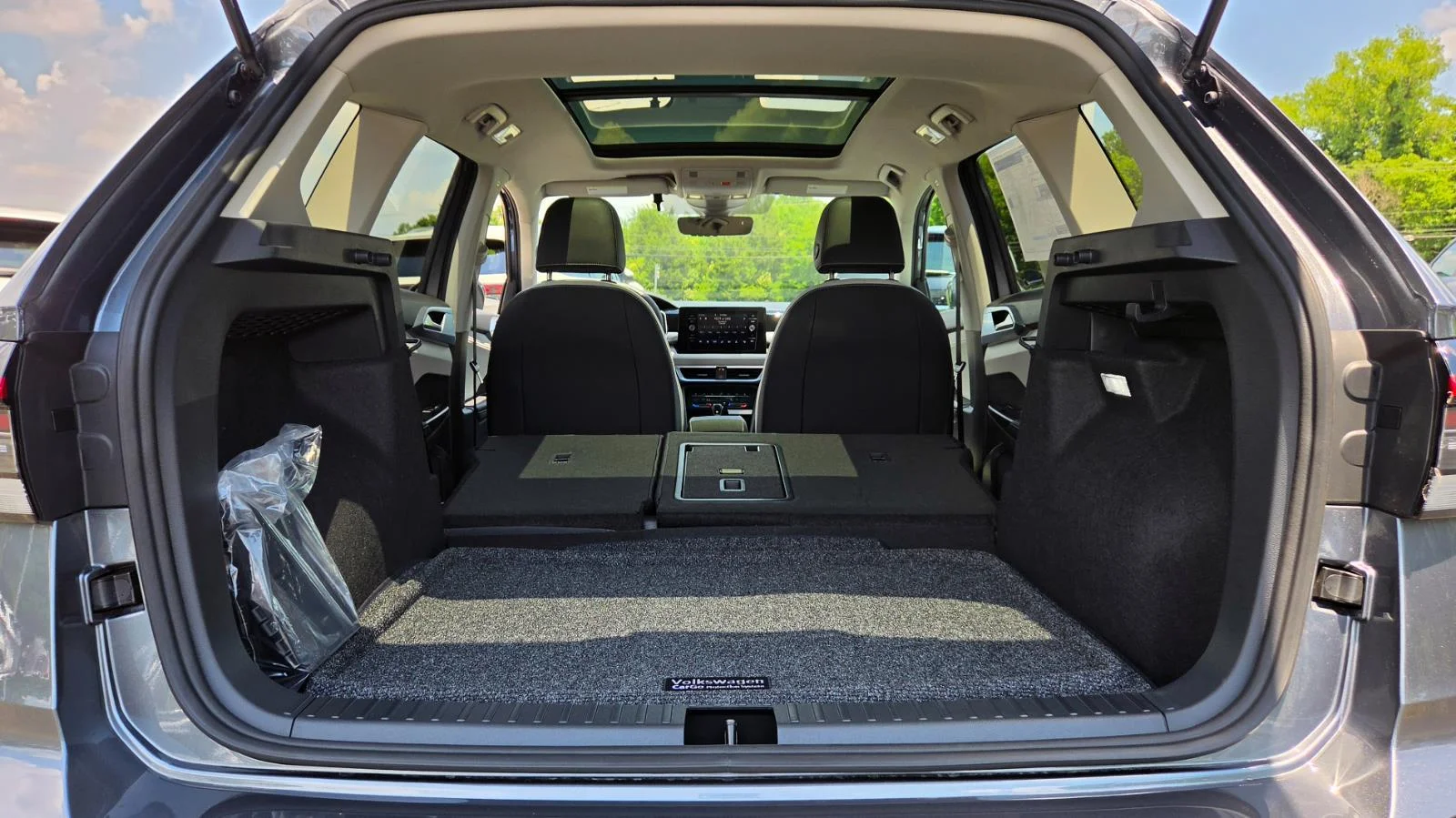 New 2026 GRAY Volkswagen SE image 63