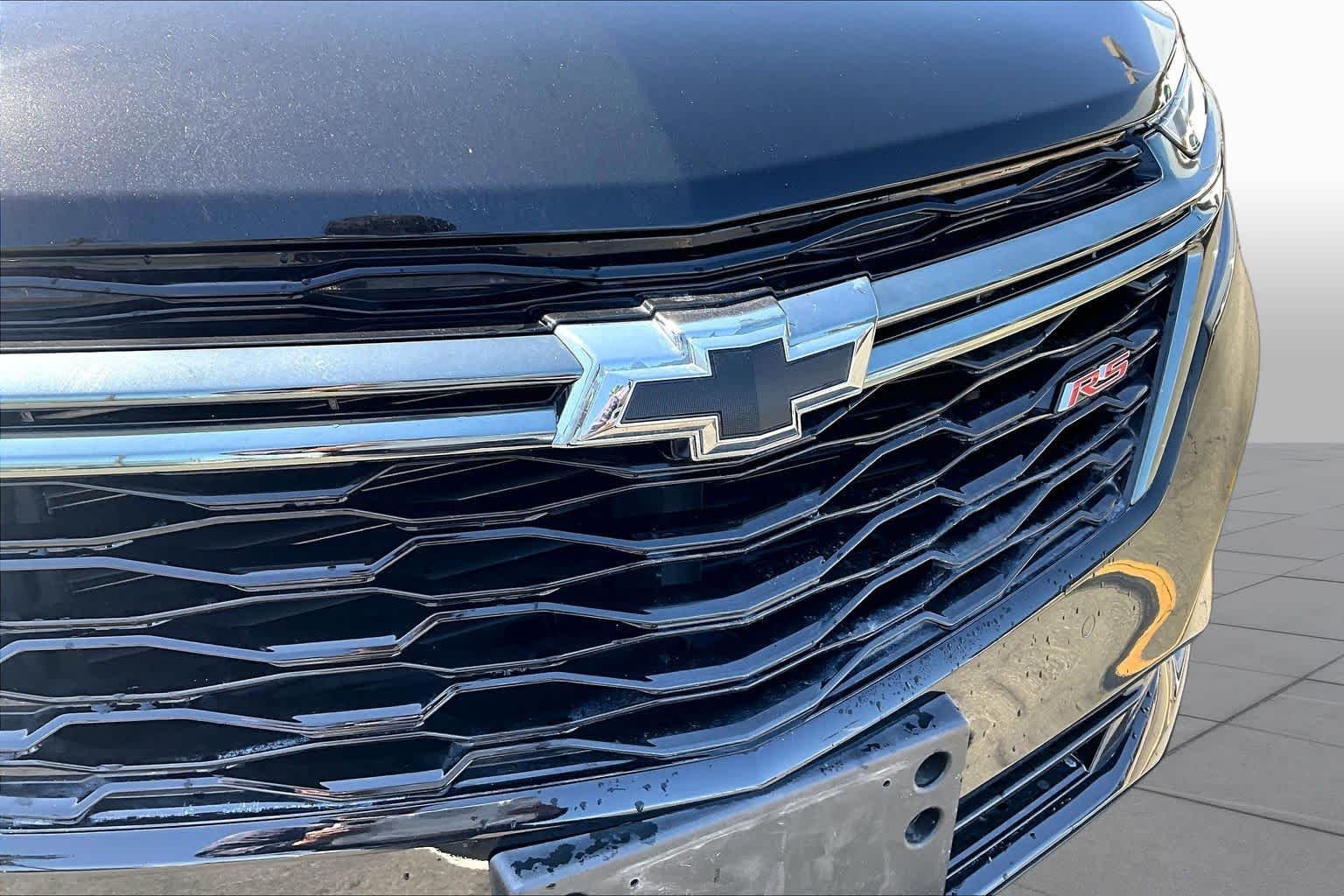 Used 2023 Mosaic Black Metallic Chevrolet RS image 29