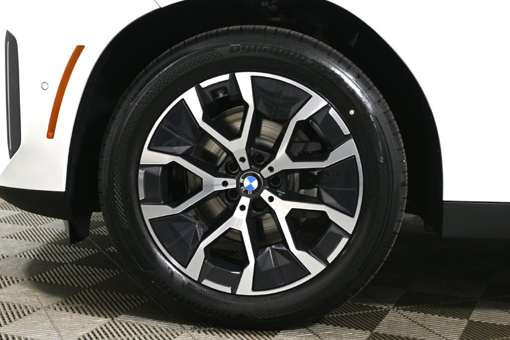 Used 2026 White BMW 30 xDrive image 12