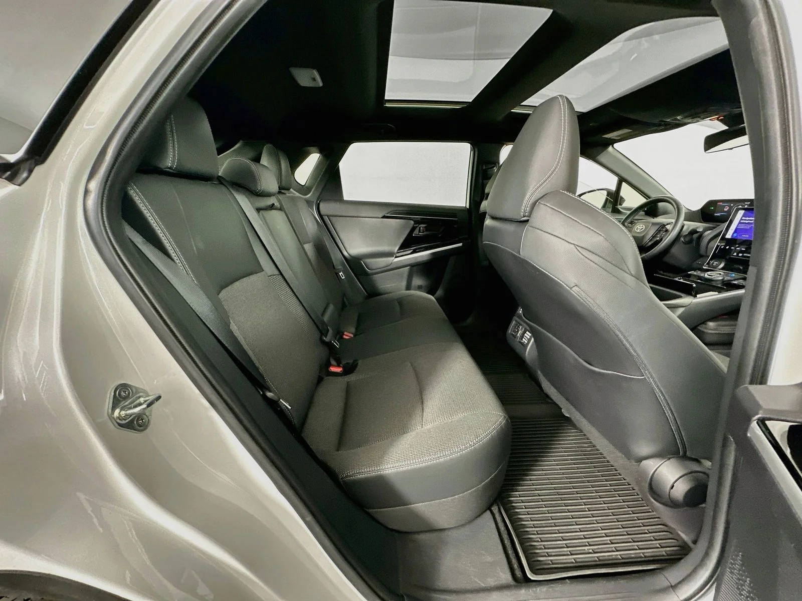 Certified Used 2023 Beige Toyota XLE image 28