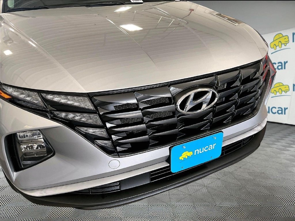 Used 2024 Silver Hyundai SEL image 31