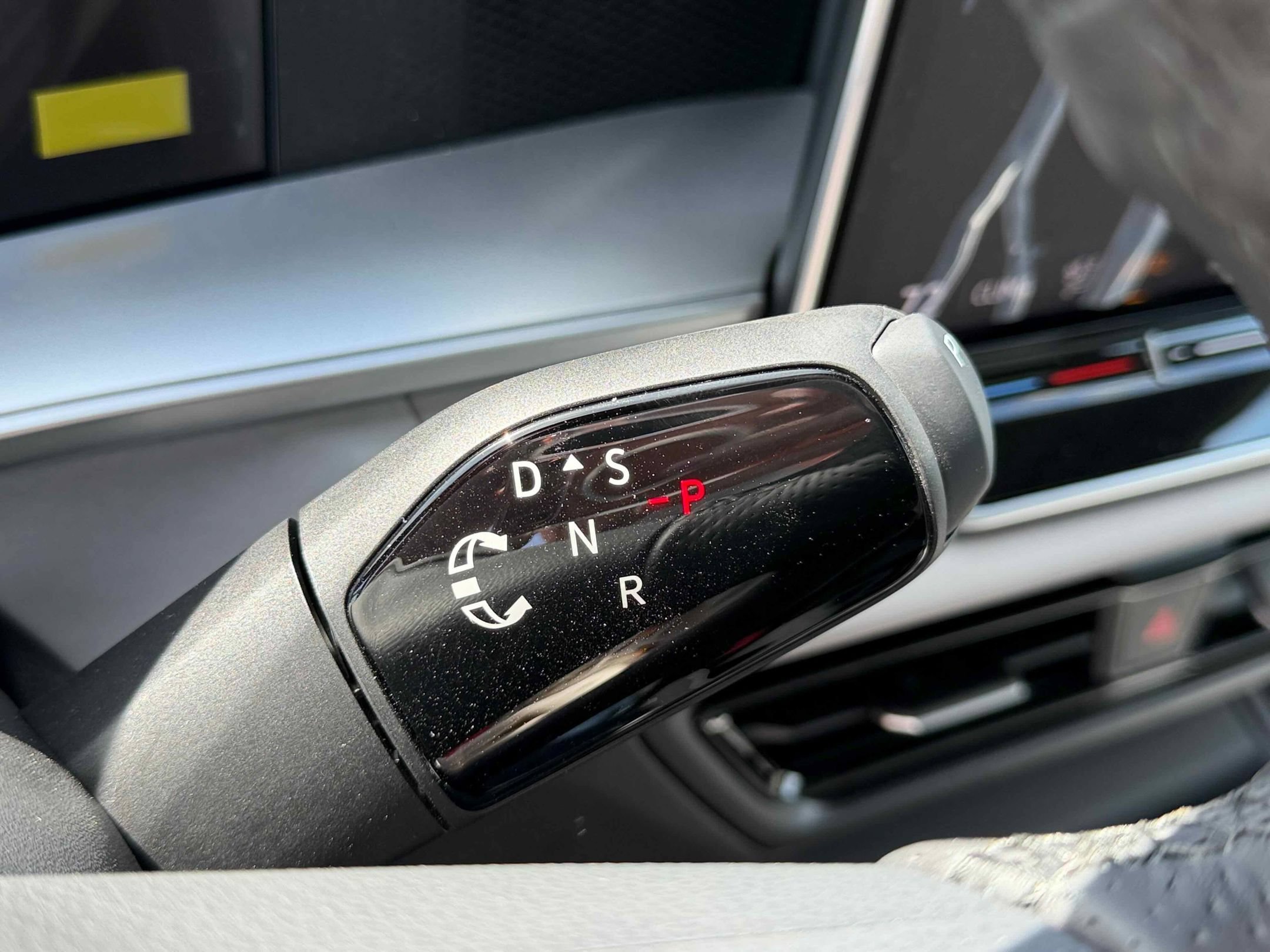New 2026 Platinum Gray Volkswagen SE R-Line Black image 28