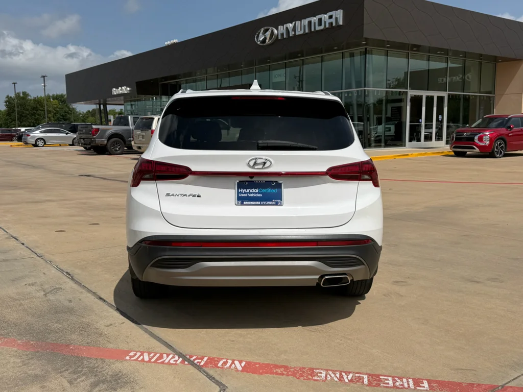 Used 2023 Serenity White Pearl Hyundai SE image 5