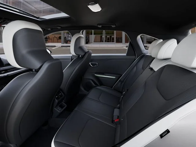 New 2026 White Kia GT-Line Turbo image 18