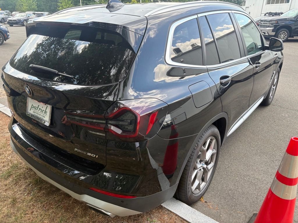 Certified Used 2024 Jet Black BMW xDrive30i image 4