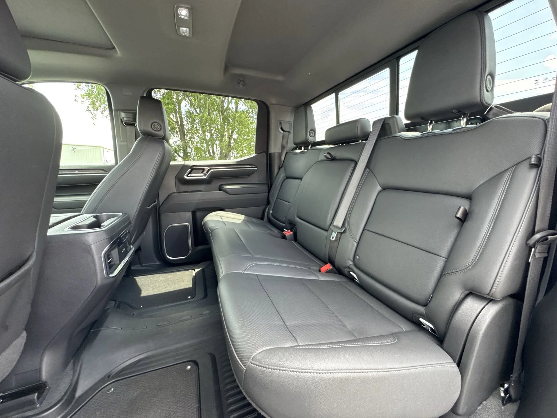 Certified Used 2025 Summit White Chevrolet LTZ image 23