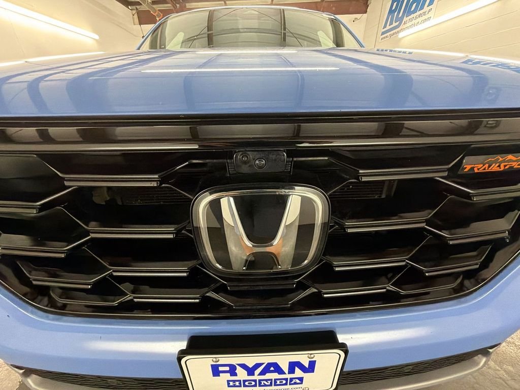 Used 2025 Diffused Sky Pearl Honda TrailSport image 30