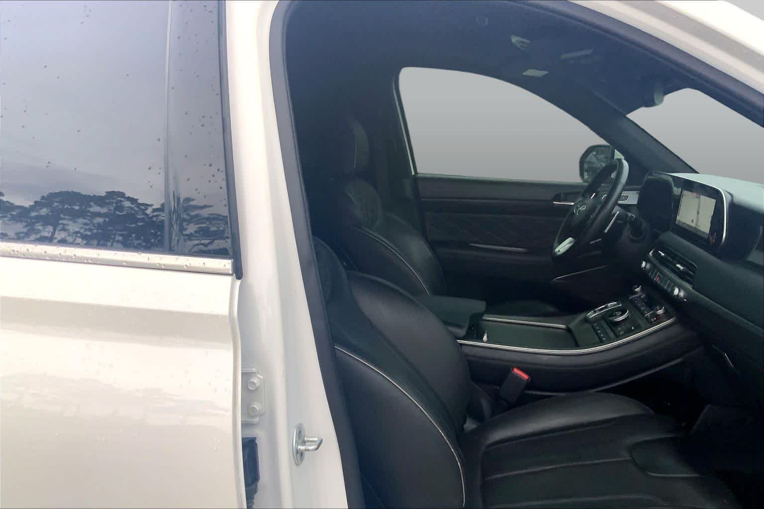 Used 2021 Hyper White Hyundai Calligraphy image 6