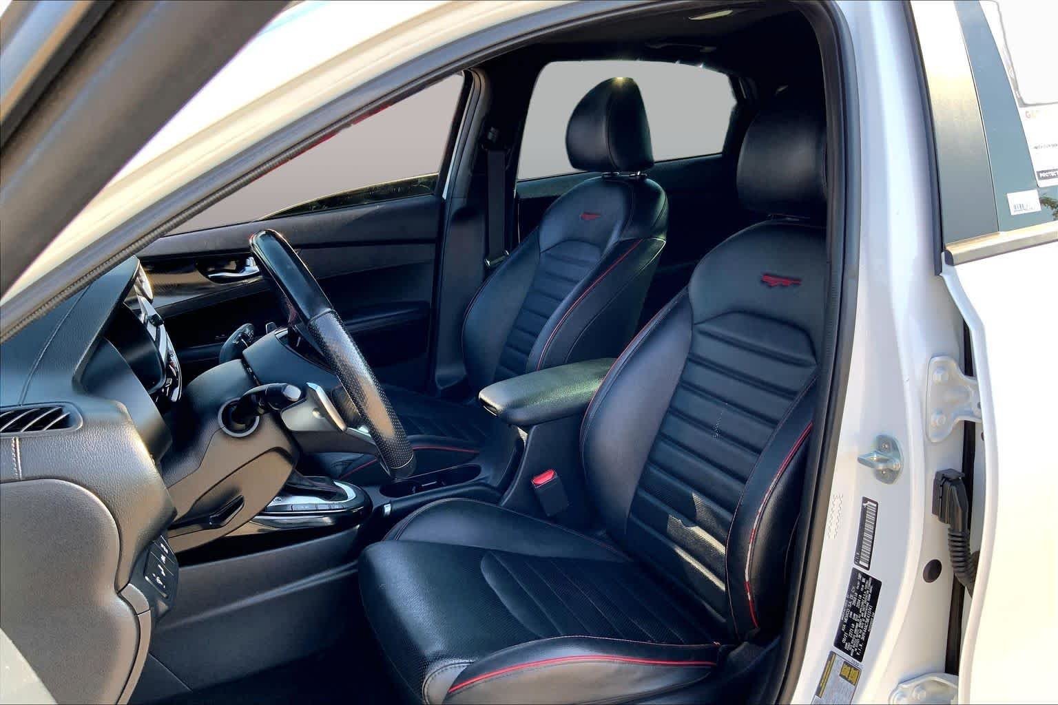 Used 2021 Snow White Pearl Kia GT image 8