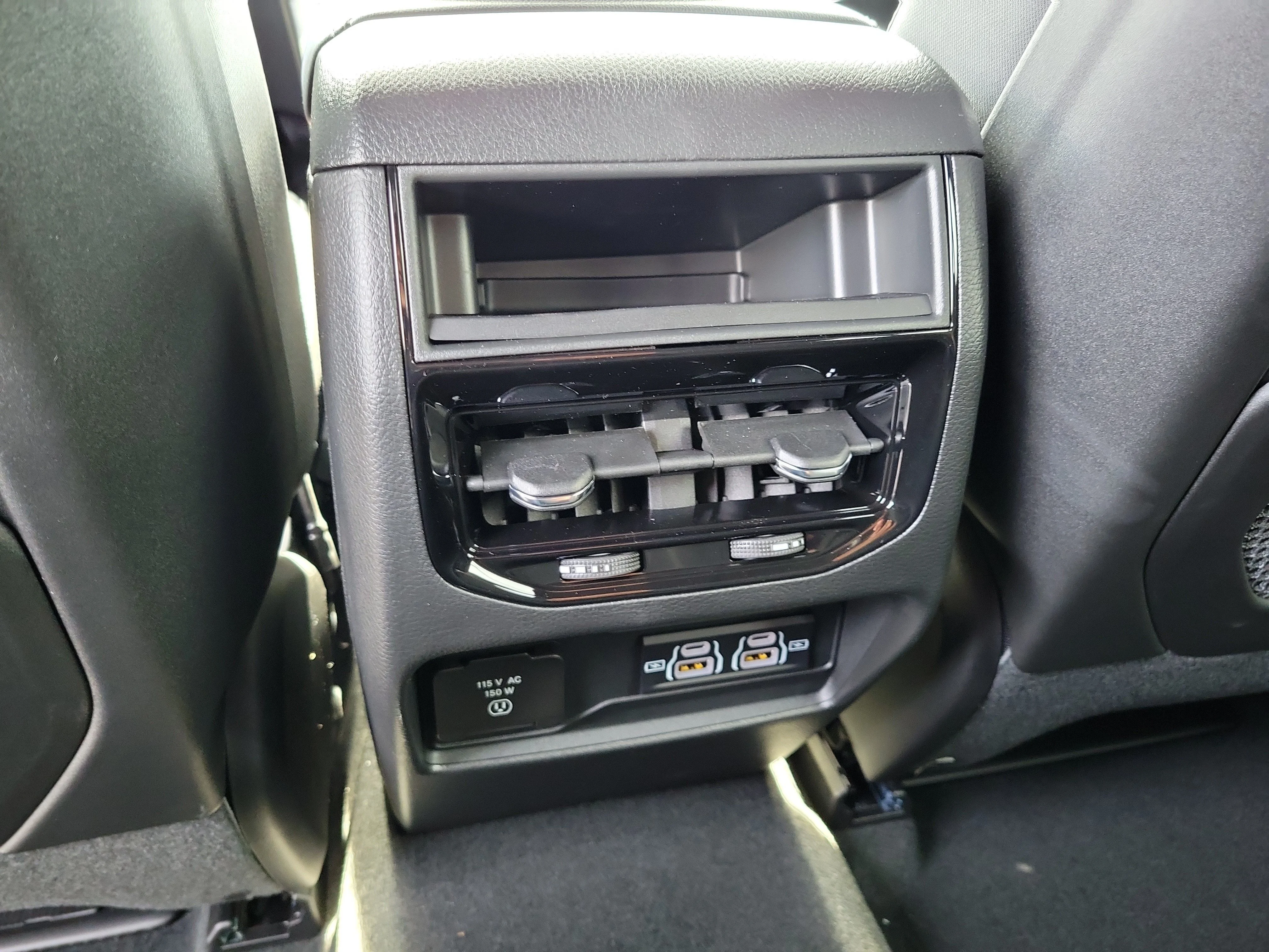 New 2026 Silver Zynith Jeep Laredo X image 12