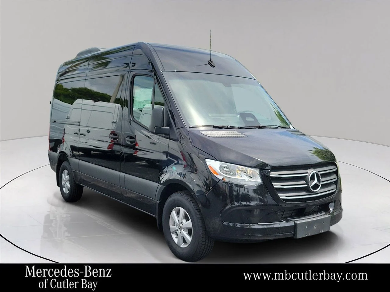 2025 Mercedes-Benz Sprinter 2500 144 WB HO's photo