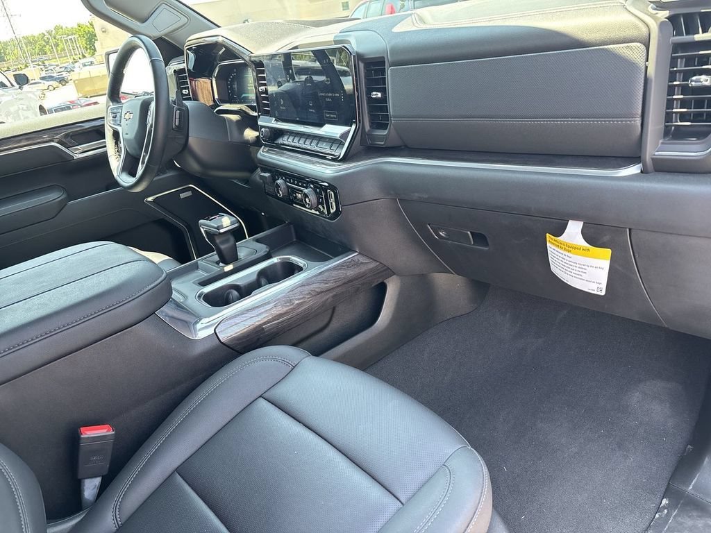 2026 Chevrolet Silverado 1500 LTZ - Photo 33