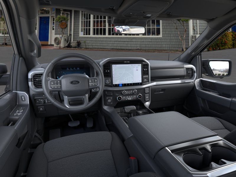 New 2026 Carbonized Gray Metallic Ford XLT image 9
