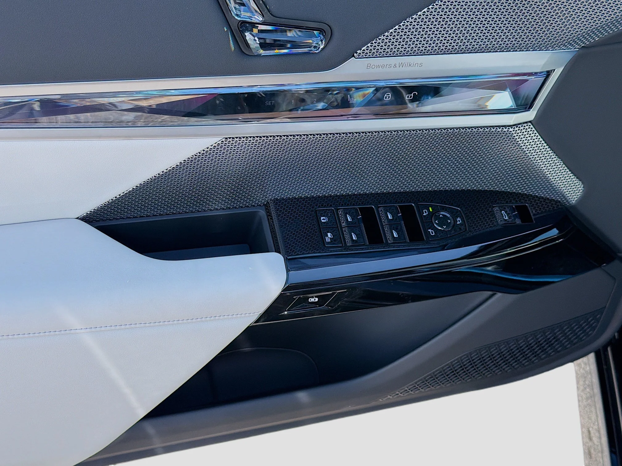 New 2026 Carbon Black Metallic BMW 740i image 22