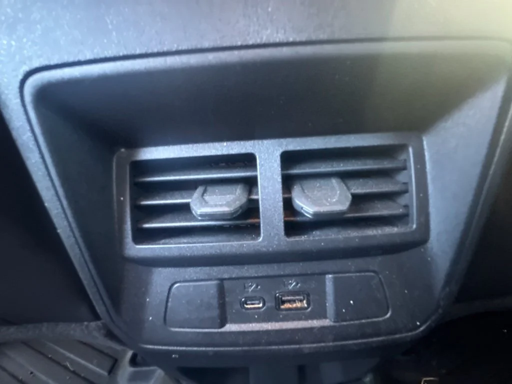 Used 2025 White Chevrolet Z71 image 19