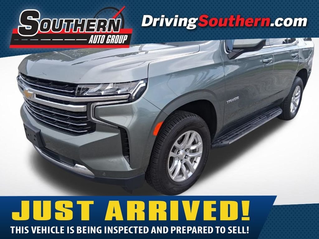 Used 2023 Green Chevrolet LT image 1