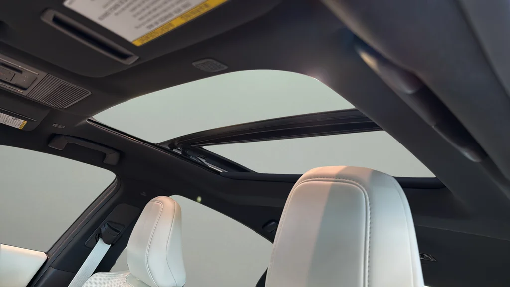 2026 Lexus ES BEV 500e Premium AWD - Photo 12