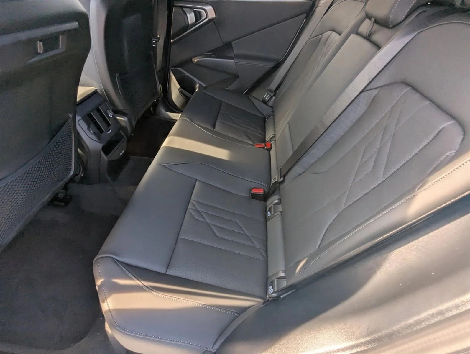 2026 BMW X3 30 - Photo 15
