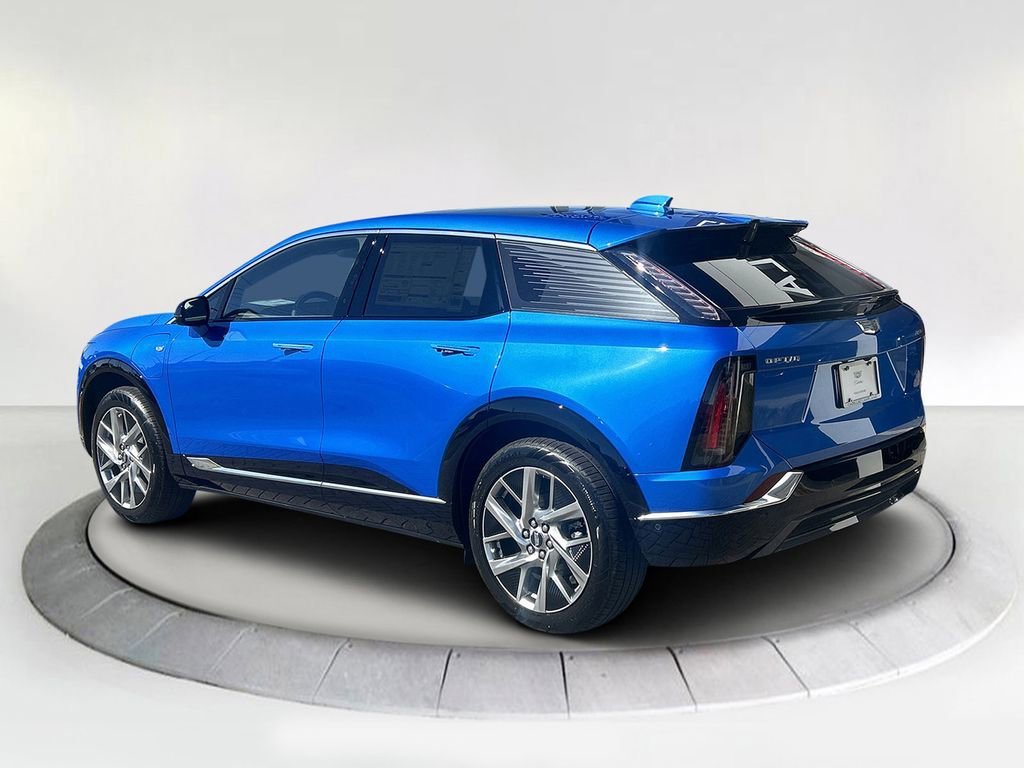 2026 Cadillac Optiq Luxury photo 3