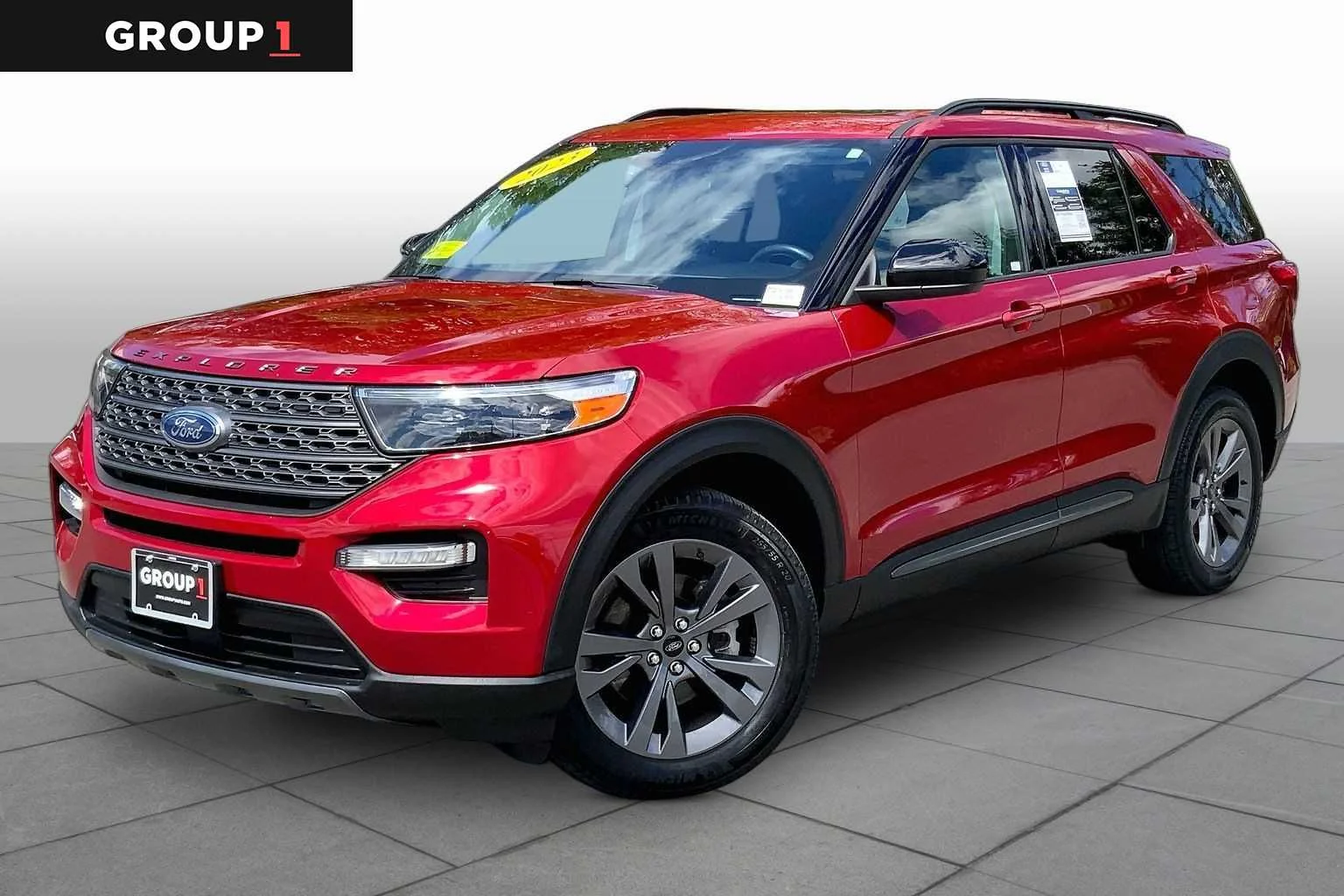 2023 Ford Explorer XLT 4WD's photo