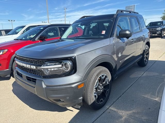 Used 2025 Gray Ford Outer Banks image 2