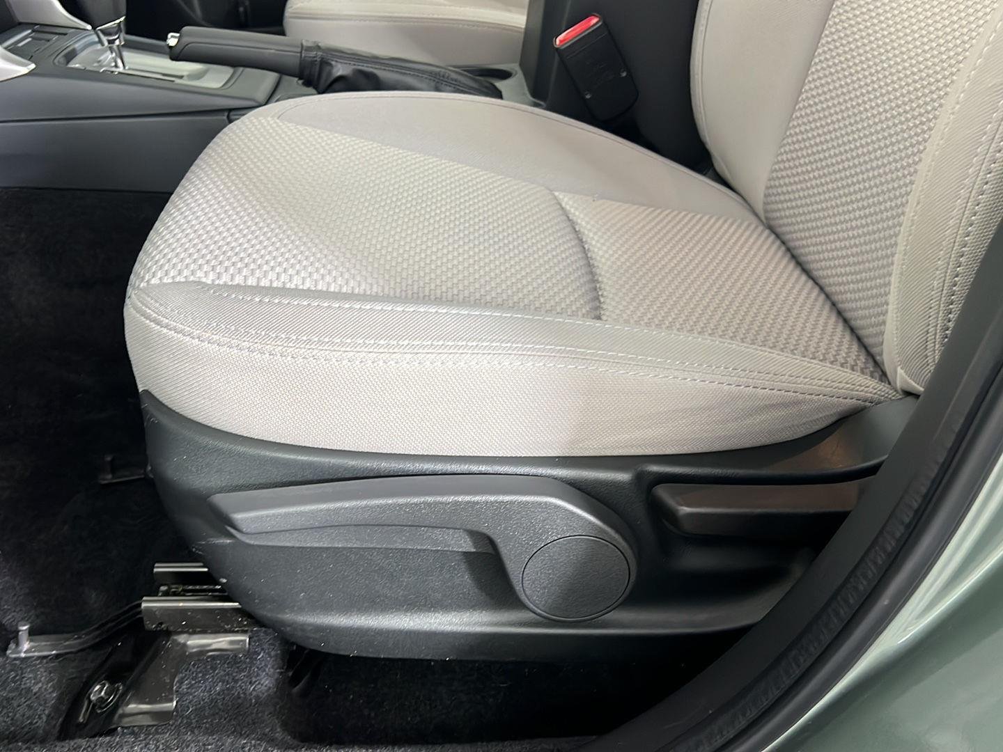 Used 2017 Jasmine Green Metallic Subaru 2.5i image 15