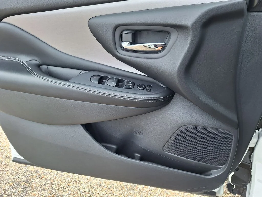 Certified Used 2024 White Nissan SV image 21