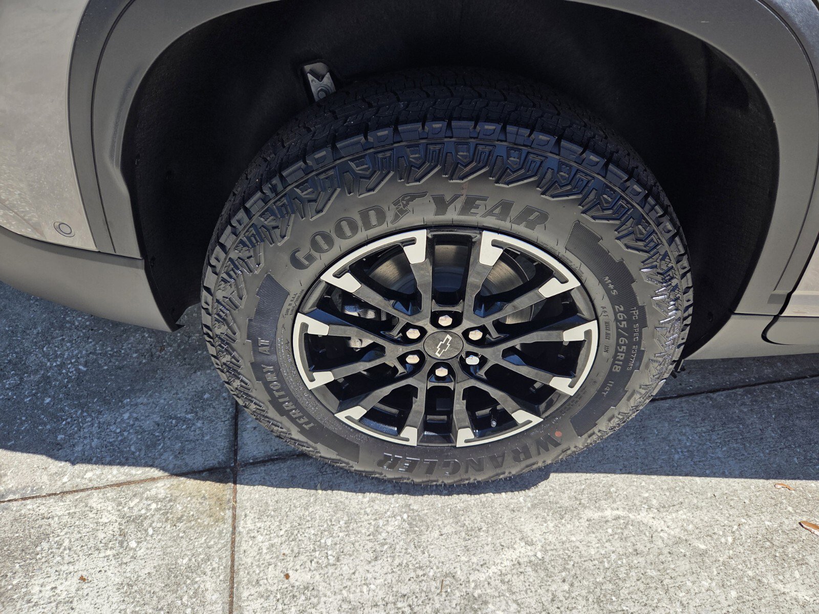 New 2026 Sandstone Gray Chevrolet Z71 image 11