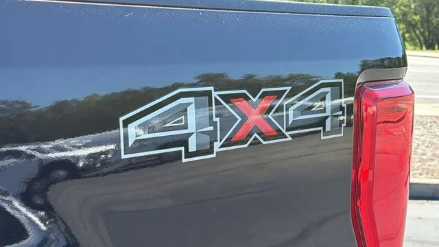 Used 2018  Ford  image 13