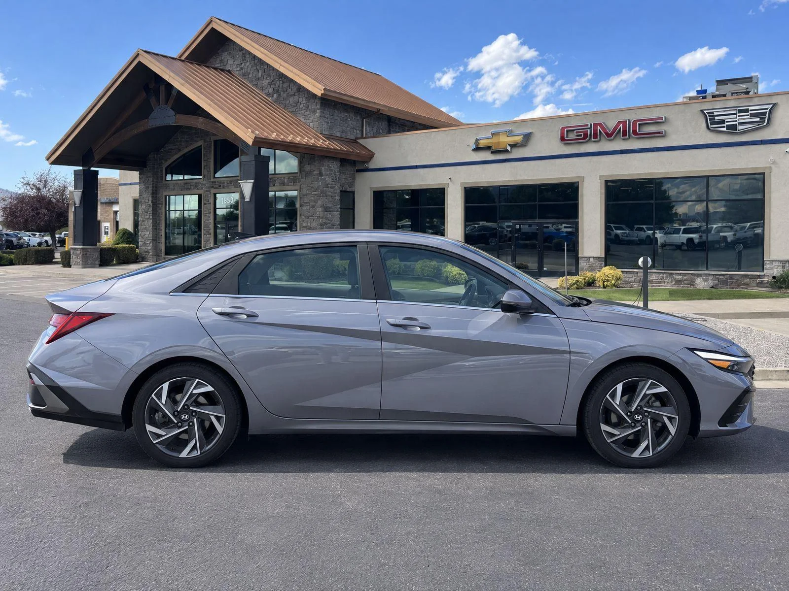 2025 Hyundai Elantra SEL - Photo 8